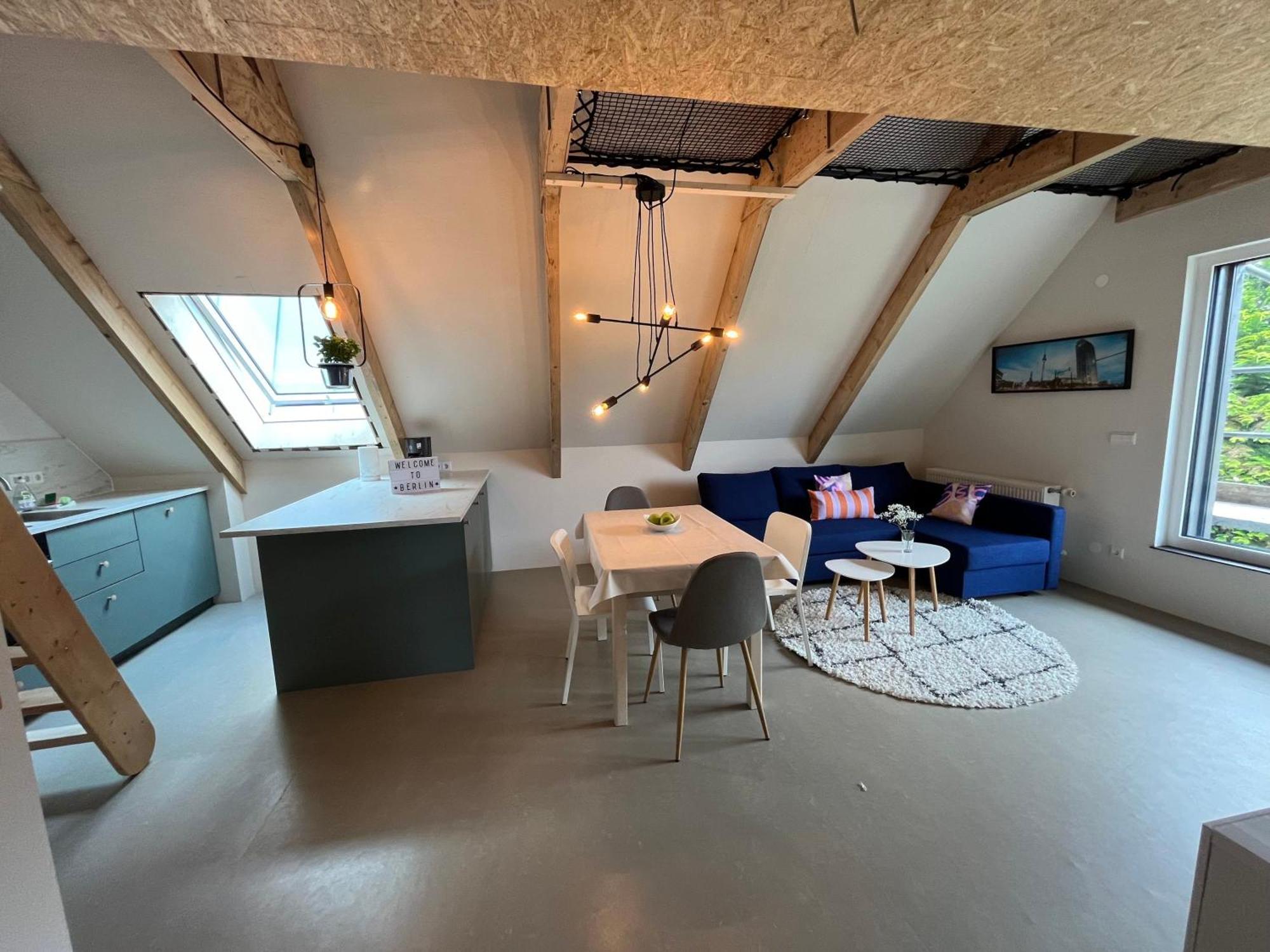 Quiet & Cozy Near Airport Ber, Free Wifi & Parking #rechts